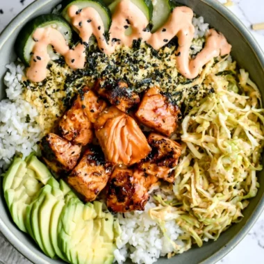 Spicy Salmon Maki Bowl with fresh ingredients and vibrant colors