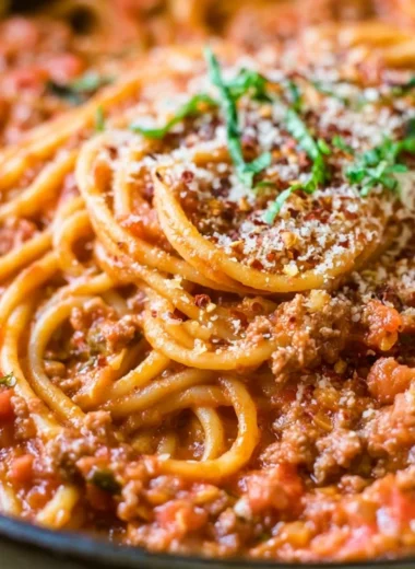 Delicious One Pot Spaghetti dish ready to serve, featuring fresh ingredients and vibrant colors.