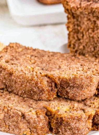Delicious homemade snickerdoodle banana bread with cinnamon sugar topping